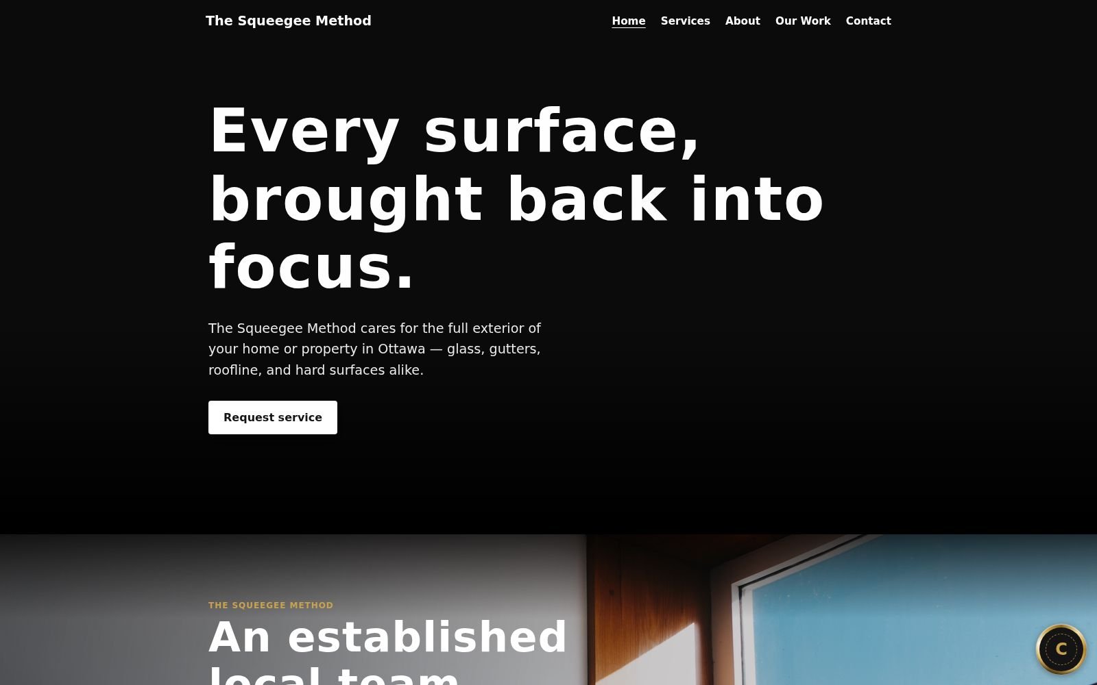 The Squeegee Method homepage — a dark, full-bleed exterior-cleaning site.